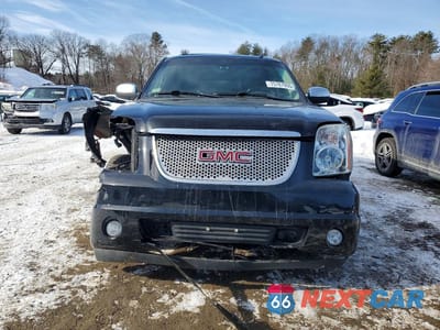 Piąte zdjęcie samochodu w środku: 2011 GMC YUKON XL K1500 SLT VIN:1GKS2KE32BR299222 - miniatura