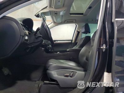 Zdjęcie 7 z 13 samochodu: 2016 VOLKSWAGEN TOUAREG SPORT VIN:WVGEF9BP3GD012239 - miniatura