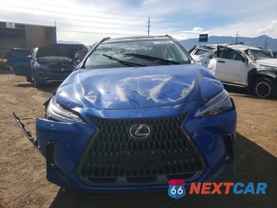 Piąte zdjęcie samochodu w środku: 2024 LEXUS NX VIN:JTJHKCEZ0R5016198 - miniatura