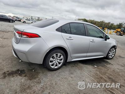 Trzecie zdjęcie samochodu z tyłu: 2021 TOYOTA COROLLA LE VIN:JTDEPMAE3MJ127764 - miniatura