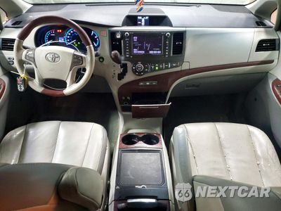 Zdjęcie 8 z 14 samochodu: 2013 TOYOTA SIENNA XLE VIN:5TDYK3DC9DS353598 - miniatura