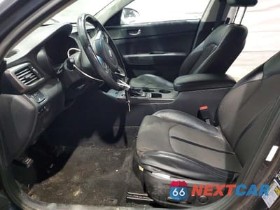 Zdjęcie 7 z 12 samochodu: 2018 KIA OPTIMA S VIN:5XXGT4L34JG241904 - miniatura