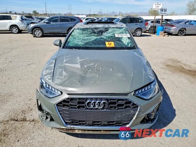 Piąte zdjęcie samochodu w środku: 2024 AUDI A4 PREMIUM PLUS 45 VIN:WAUEAAF45RN010295 - miniatura