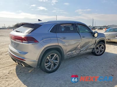 Trzecie zdjęcie samochodu z tyłu: 2024 VOLKSWAGEN ATLAS CROSS SPORT SEL R-LINE VIN:1V2AE2CA9RC208829 - miniatura