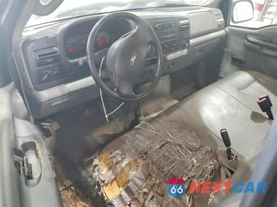 Zdjęcie 8 z 12 samochodu: 2005 FORD F250 SUPER DUTY VIN:1FTNF21555EC36504 - miniatura