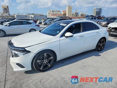 2021 MERCEDES-BENZ A 220 W1K3G4EB3MJ304021 - główne zdjęcie licytacji z USA - miniatura