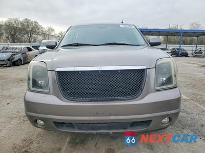 Piąte zdjęcie samochodu w środku: 2008 GMC YUKON VIN:1GKFC13JX8R264821 - miniatura