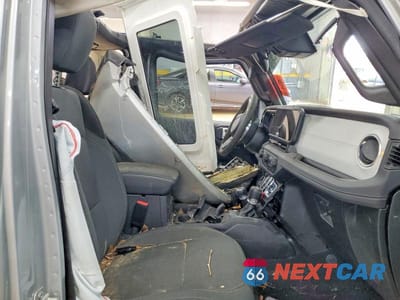 Zdjęcie 7 z 13 samochodu: 2024 JEEP WRANGLER SAHARA 4XE VIN:1C4RJXP66RW293002 - miniatura