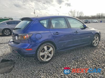 Trzecie zdjęcie samochodu z tyłu: 2004 MAZDA 3 HATCHBACK VIN:JM1BK343041209473 - miniatura