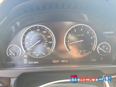 Zdjęcie 9 z 12 samochodu: 2016 BMW X5 SDRIVE35I VIN:5UXKR2C57G0R70762 - miniatura