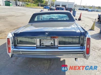 Zdjęcie 6 z 12 samochodu: 1981 CADILLAC FLEETWOOD BROUGHAM VIN:1G6AB6998B9134839 - miniatura