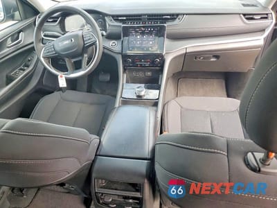 Zdjęcie 8 z 13 samochodu: 2023 JEEP GRAND CHEROKEE LAREDO VIN:1C4RJHAG7P8910674 - miniatura