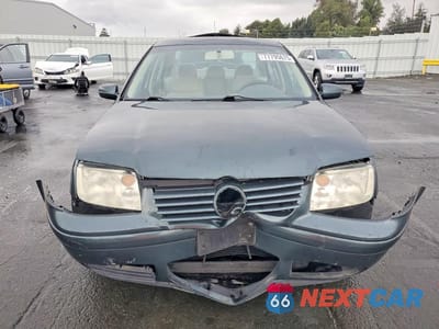 Piąte zdjęcie samochodu w środku: 2003 VOLKSWAGEN JETTA GLS VIN:3VWSK69M43M104243 - miniatura