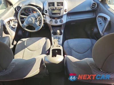 Zdjęcie 8 z 13 samochodu: 2007 TOYOTA RAV4 VIN:JTMBK32V676012299 - miniatura