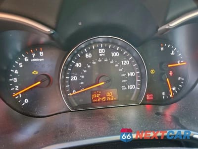 Zdjęcie 9 z 13 samochodu: 2014 KIA SORENTO LX VIN:5XYKT3A67EG449388 - miniatura