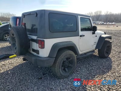 Trzecie zdjęcie samochodu z tyłu: 2011 JEEP WRANGLER VIN:1J4AA2D11BL607875 - miniatura