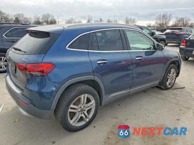 Trzecie zdjęcie samochodu z tyłu: 2021 MERCEDES-BENZ GLA 250 4MATIC VIN:W1N4N4HB8MJ248019 - miniatura