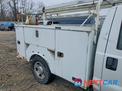 Zdjęcie 10 z 12 samochodu: 2008 FORD F350 SUPER DUTY UTILITY / SERVICE TRUCK VIN:1FDWF30598EC54256 - miniatura