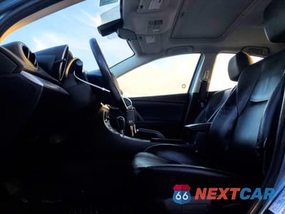 Zdjęcie 7 z 12 samochodu: 2011 MAZDA 3 I VIN:JM1BL1VF0B1386614 - miniatura