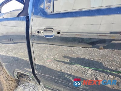 Zdjęcie 11 z 12 samochodu: 2023 CHEVROLET SILVERADO K3500 HIGH COUNTRY VIN:1GC4YVEY3PF159432 - miniatura