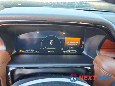 Zdjęcie 9 z 15 samochodu: 2021 LINCOLN NAUTILUS RESERVE VIN:2LMPJ8K98MBL14411 - miniatura