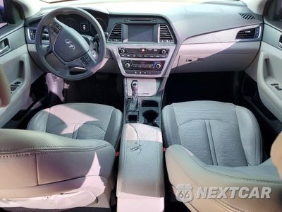 Zdjęcie 8 z 11 samochodu: 2016 HYUNDAI SONATA SE VIN:5NPE24AF5GH372473 - miniatura