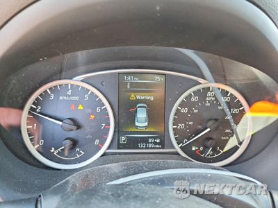 Zdjęcie 9 z 13 samochodu: 2018 NISSAN SENTRA S VIN:3N1AB7AP5JY309671 - miniatura