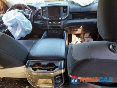Zdjęcie 8 z 12 samochodu: 2019 RAM 3500 BIG HORN VIN:3C63RRHL5KG715870 - miniatura