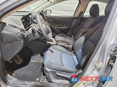 Zdjęcie 7 z 12 samochodu: 2017 TOYOTA YARIS IA VIN:3MYDLBYV8HY159226 - miniatura