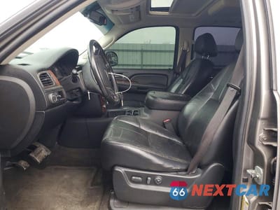 Zdjęcie 7 z 14 samochodu: 2007 CHEV TAHOE VIN:1GNFC13027R143998 - miniatura