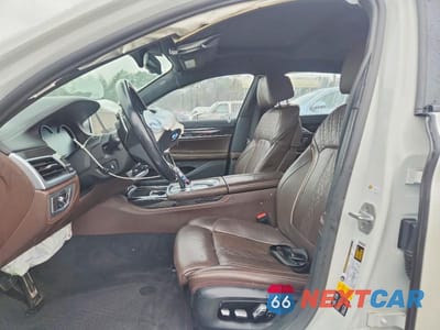 Zdjęcie 7 z 12 samochodu: 2018 BMW 750 XI VIN:WBA7B0C53JG527293 - miniatura