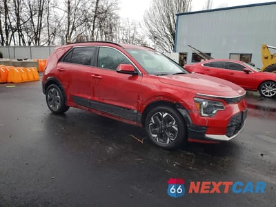 Czwarte zdjęcie samochodu z boku: 2024 KIA NIRO EV WIND VIN:KNDCR3L18R5106219 - miniatura