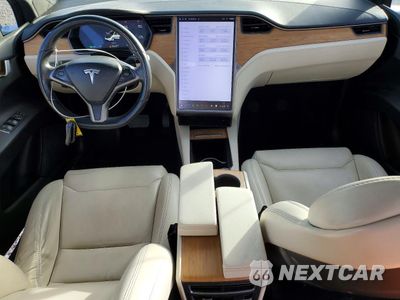 Zdjęcie 8 z 14 samochodu: 2019 TESLA MODEL X VIN:5YJXCAE27KF207222 - miniatura