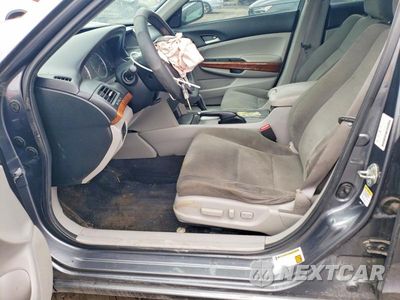 Zdjęcie 7 z 11 samochodu: 2012 HONDA ACCORD EX VIN:1HGCP2F7XCA229262 - miniatura