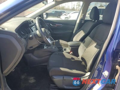 Zdjęcie 7 z 11 samochodu: 2019 NISSAN ROGUE S VIN:5N1AT2MTXKC727316 - miniatura