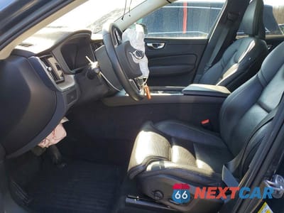 Zdjęcie 7 z 14 samochodu: 2023 VOLVO XC60 ULTIMATE VIN:YV4062RA0P1197663 - miniatura