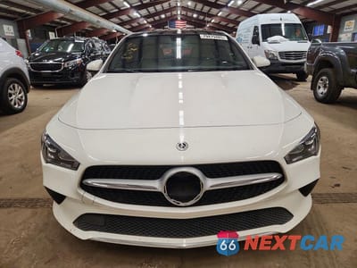 Piąte zdjęcie samochodu w środku: 2020 MERCEDES-BENZ CLA 250 4MATIC VIN:WDD5J4HB2LN060374 - miniatura