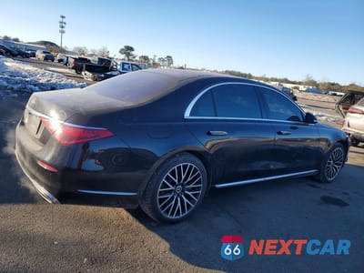 Trzecie zdjęcie samochodu z tyłu: 2021 MERCEDES-BENZ S 580 4MATIC VIN:W1K6G7GB0MA055625 - miniatura