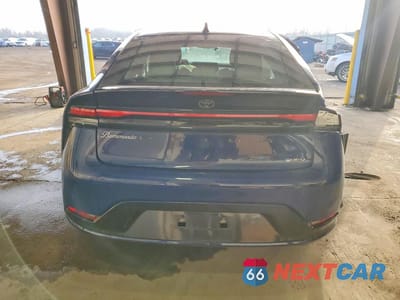 Zdjęcie 6 z 11 samochodu: 2025 TOYOTA PRIUS LE VIN:JTDACAAU3S3058348 - miniatura