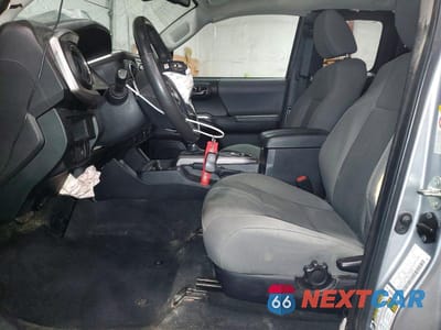 Zdjęcie 7 z 12 samochodu: 2018 TOYOTA TACOMA SR5 V6 VIN:5TFSZ5AN4JX144908 - miniatura