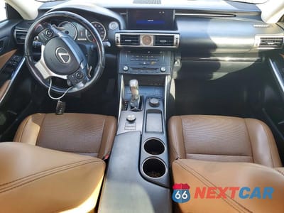 Zdjęcie 8 z 11 samochodu: 2016 LEXUS IS 300 BASE VIN:JTHCM1D21G5007246 - miniatura