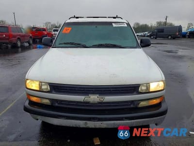 Piąte zdjęcie samochodu w środku: 2000 CHEVROLET SILVERADO VIN:1GCEC14W5YE304960 - miniatura