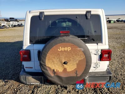 Zdjęcie 6 z 12 samochodu: 2020 JEEP WRANGLER UNLIMITED SAHARA VIN:1C4HJXEN4LW166116 - miniatura