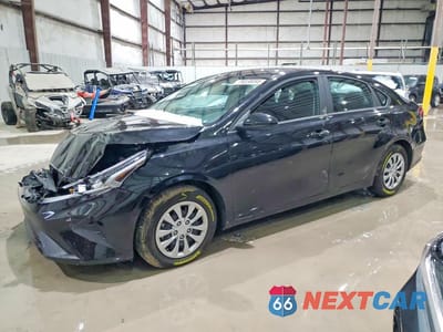 2024 KIA FORTE LX 3KPF24AD0RE829975 - główne zdjęcie licytacji z USA - miniatura