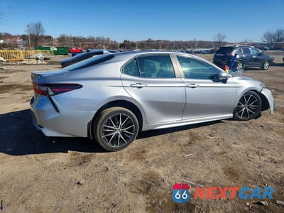 Trzecie zdjęcie samochodu z tyłu: 2022 TOYOTA CAMRY HYBRID VIN:4T1G31AK6NU583598 - miniatura