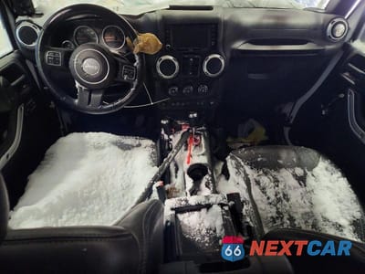 Zdjęcie 8 z 11 samochodu: 2016 JEEP WRANGLER UNLIMITED SAHARA VIN:1C4BJWEGXGL107869 - miniatura