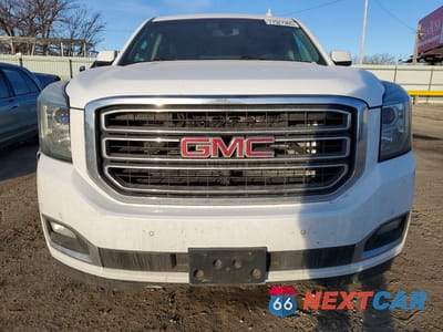 Piąte zdjęcie samochodu w środku: 2017 GMC YUKON XL K1500 SLE VIN:1GKS2FKC0HR215306 - miniatura