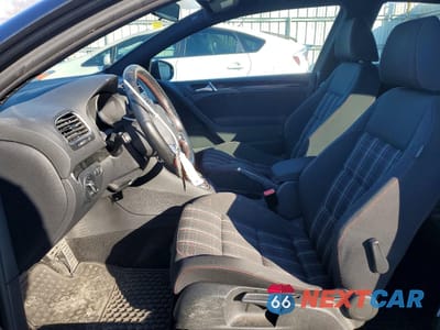 Zdjęcie 7 z 12 samochodu: 2010 VOLKSWAGEN GTI VIN:WVWFV7AJXAW228498 - miniatura