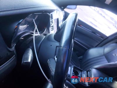 Zdjęcie 9 z 12 samochodu: 2018 CHRYSLER 300 S VIN:2C3CCAGG7JH240760 - miniatura