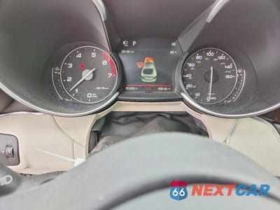 Zdjęcie 9 z 11 samochodu: 2018 ALFA ROMEO GIULIA Q4 VIN:ZARFAEDN7J7573518 - miniatura